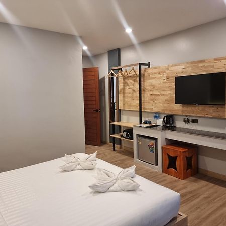 Diva Boutique Hotel Patong Exterior photo