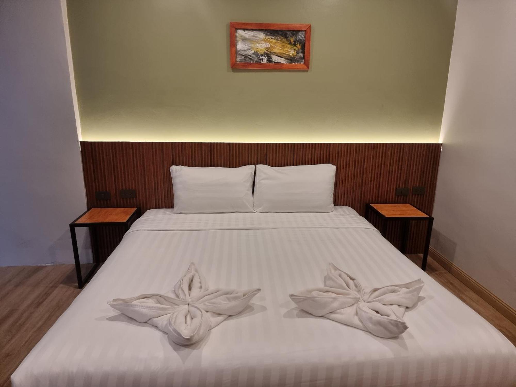 Diva Boutique Hotel Patong Exterior photo